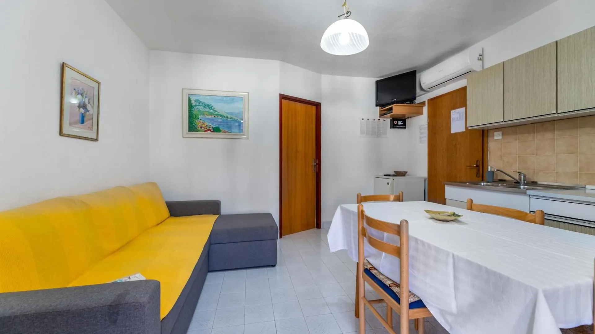 Apartments Romantic Cottage Baška