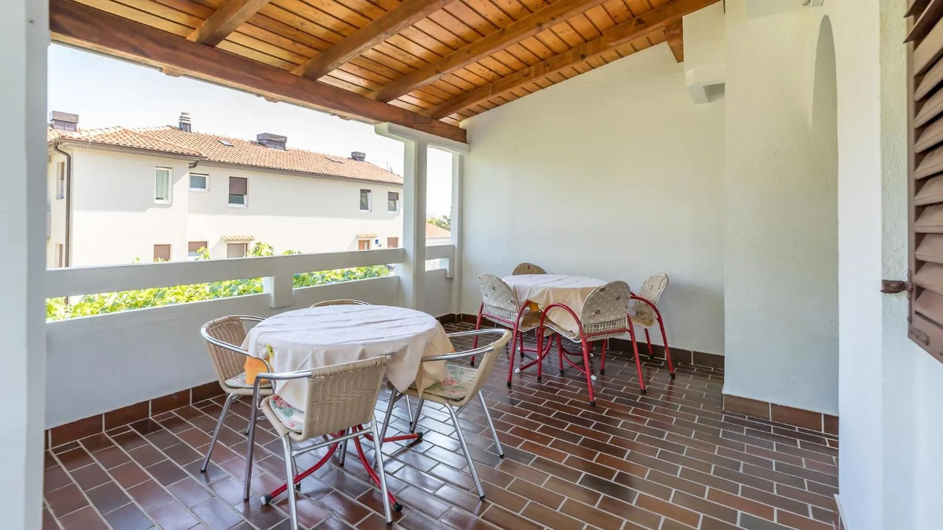 Apartments Romantic Cottage Baška 0*,  Croazia